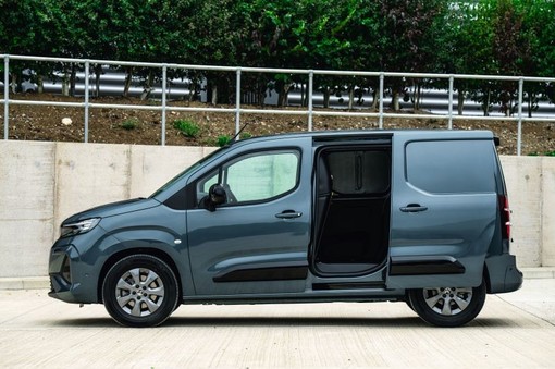 vauxhall combo gearbox alt