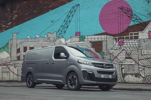 vauxhall commercial dealer alt