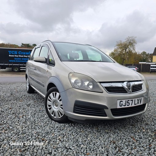 vauxhall zafira 1.6 petrol review alt