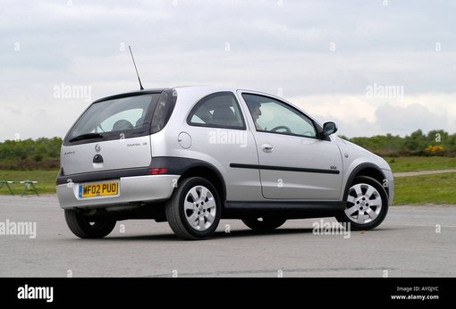 vauxhall corsa 02 alt