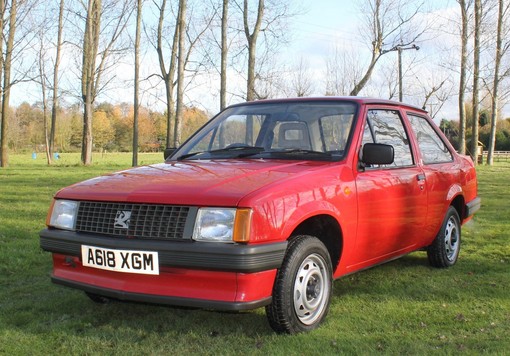 vauxhall nova saloon for sale alt