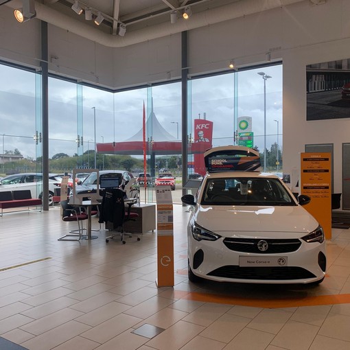 toomey vauxhall southend alt