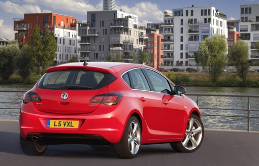 vauxhall astra models 2010 alt