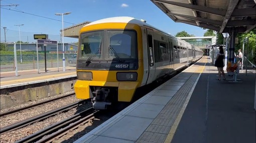 vauxhall elmers end alt