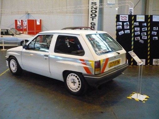 vauxhall nova sport spec alt