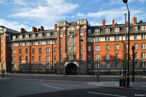 vauxhall bridge postcode alt