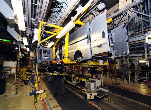 vauxhall luton plant alt