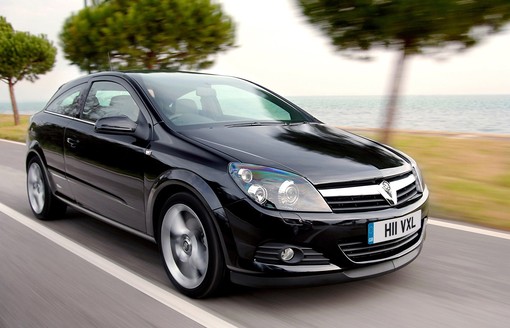 vauxhall astra 2005 black alt