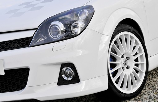 vauxhall astra vxr nurburgring edition alt