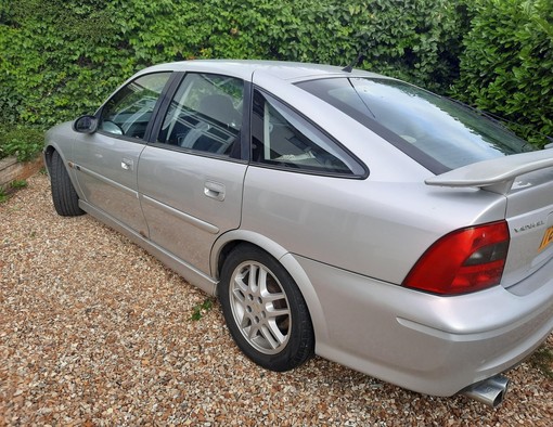 vauxhall vectra club 1.8 alt