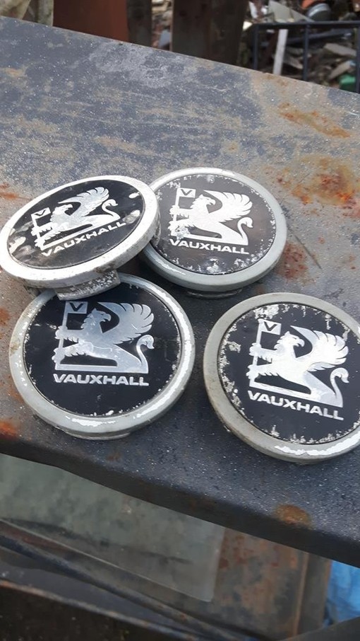 vauxhall centre caps alt