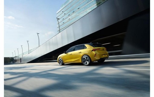 vauxhall astra back box alt